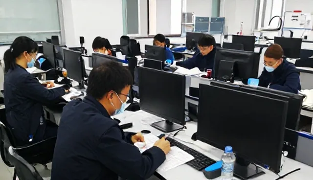 技术培训中运维方式的两种做法与实际取舍